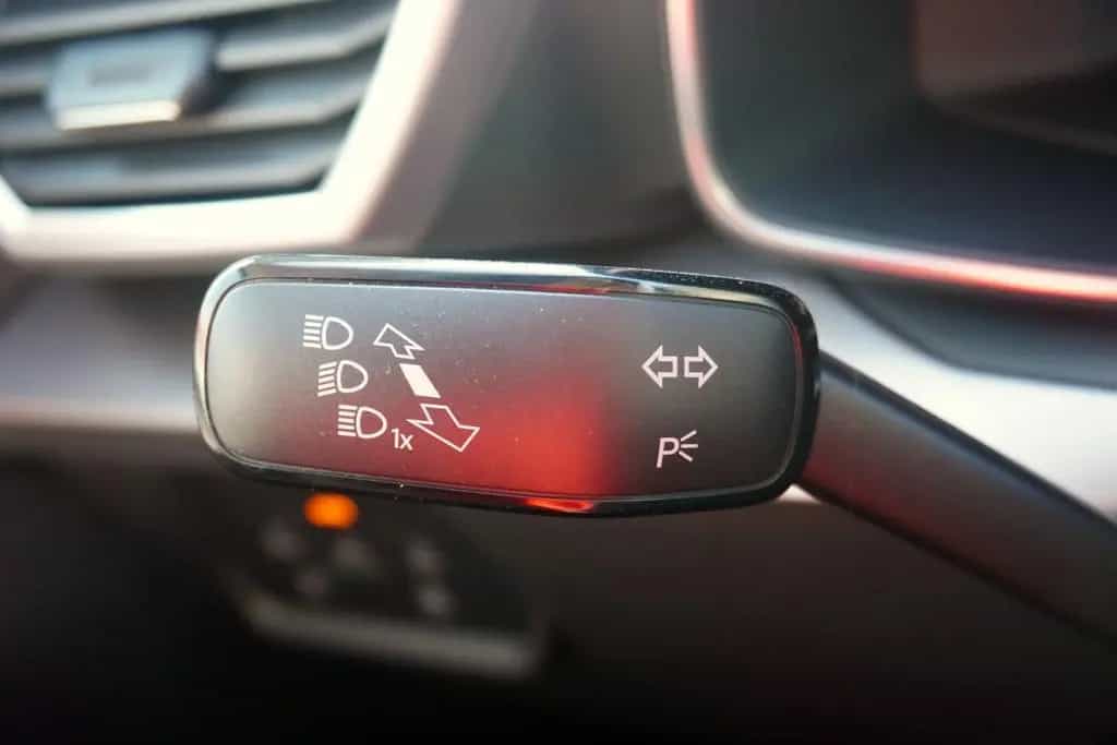 Seat Leon ST 2.0 TSI DSG FR LED ACC AHK Navi Kamera 05/2022-photo-19