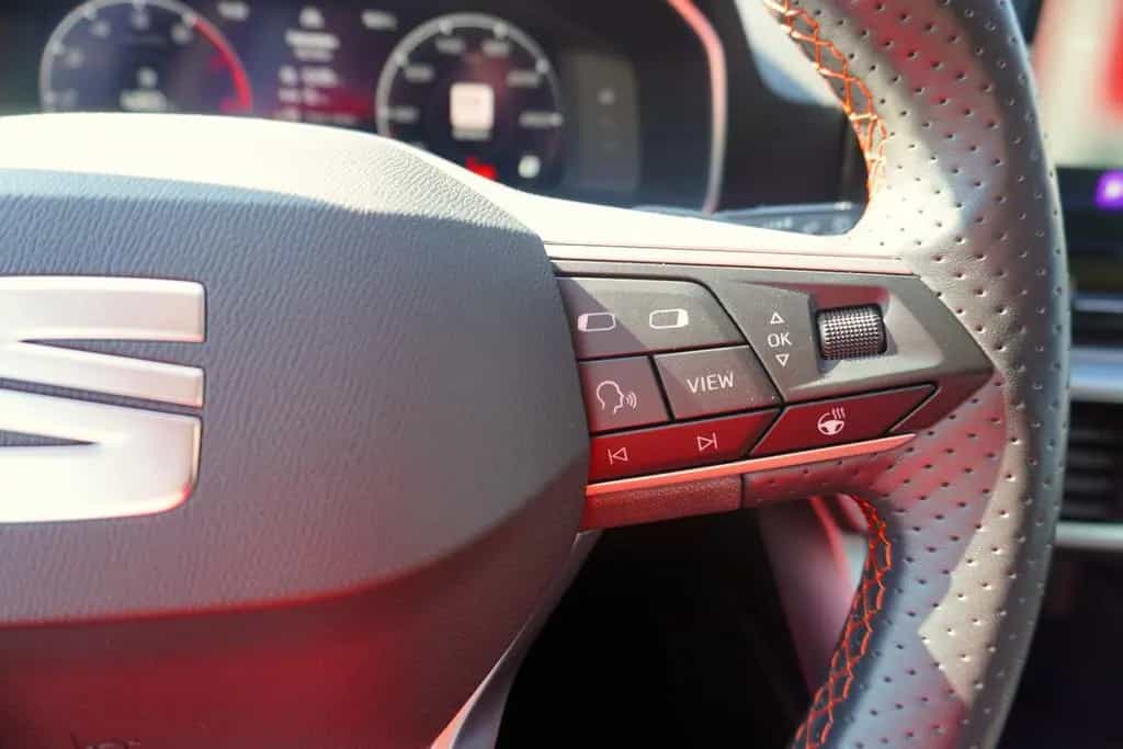 Seat Leon ST 2.0 TSI DSG FR LED ACC AHK Navi Kamera 05/2022-photo-22