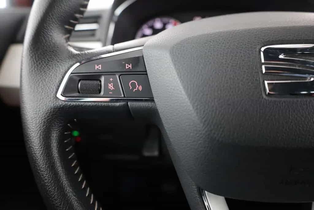 Seat Arona 1.0 TSI Xcellence LED Navi Totwinkel PDC 02/2018-photo-15