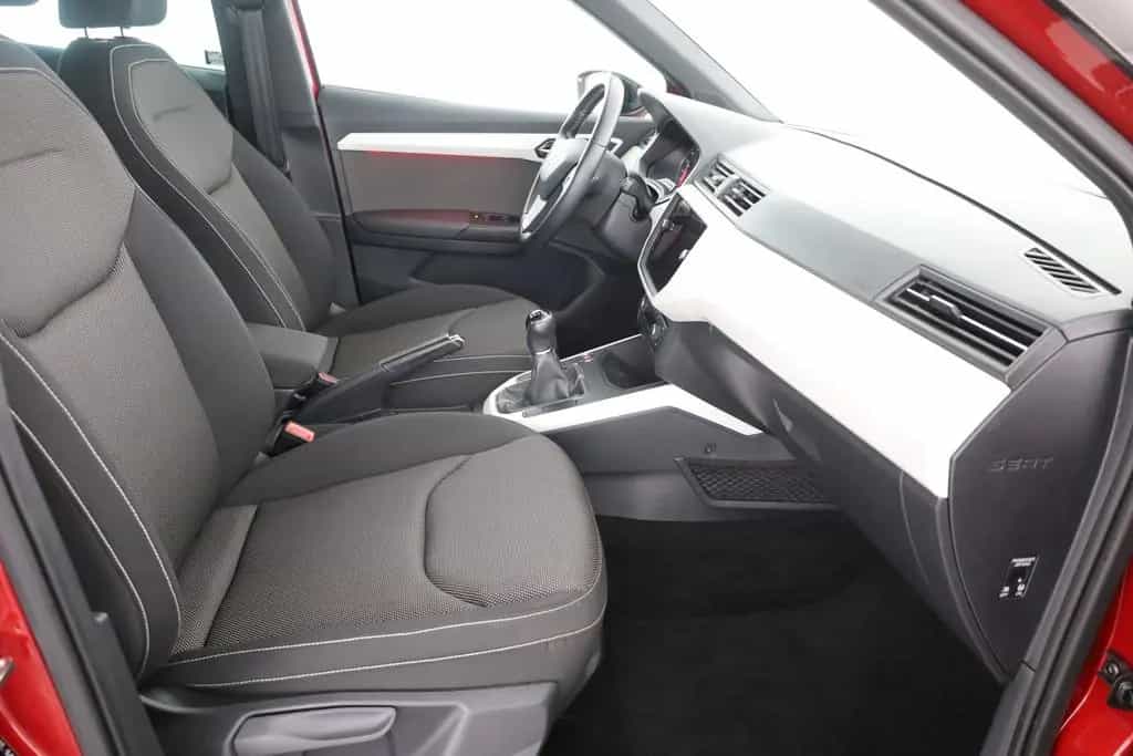 Seat Arona 1.0 TSI Xcellence LED Navi Totwinkel PDC 02/2018-photo-23