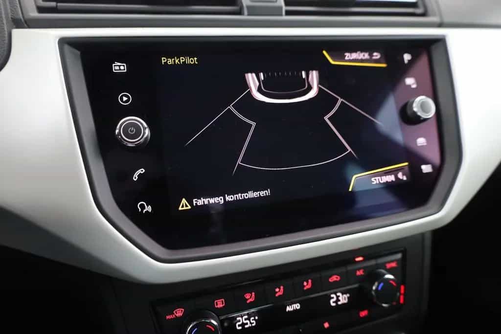 Seat Arona 1.0 TSI Xcellence LED Navi Totwinkel PDC 02/2018-photo-26