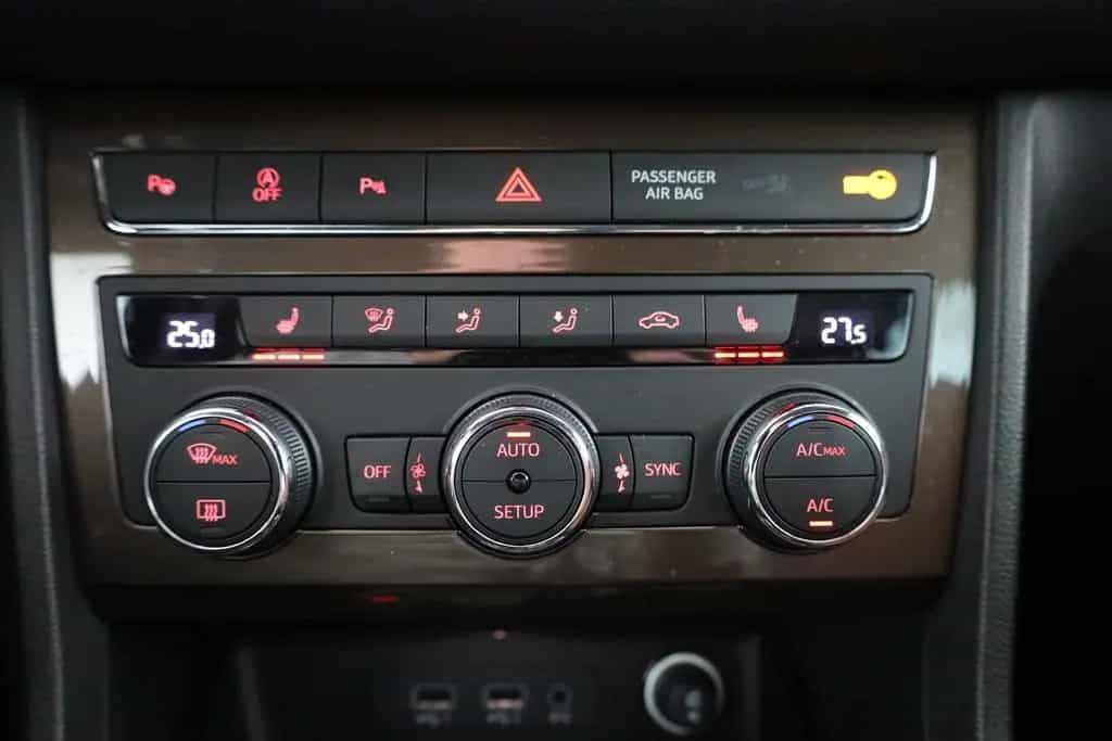 Seat Ateca 1.5 TSI Xcellence LED Navi ACC Kamera DAB 05/2021-photo-11