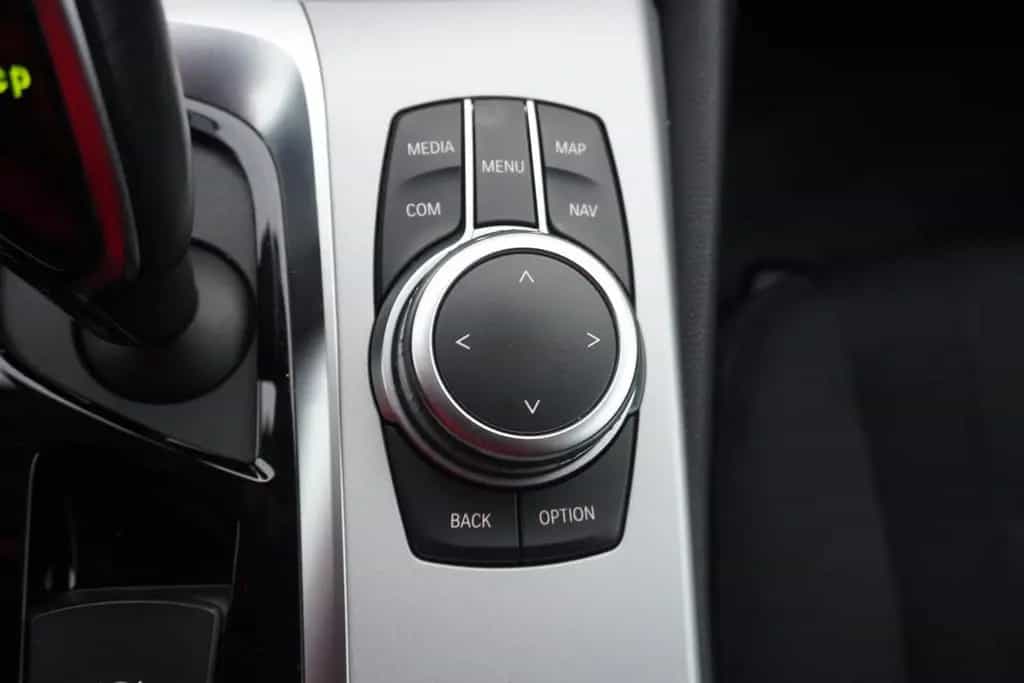 BMW 5 Series 520d Touring Aut. LED Navi Tempomat Sitzheizung 09/2019-photo-21
