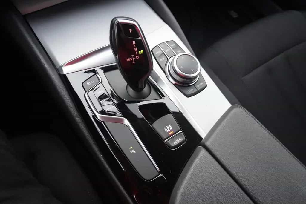 BMW 5 Series 520d Touring Aut. LED Navi Tempomat Sitzheizung 09/2019-photo-22