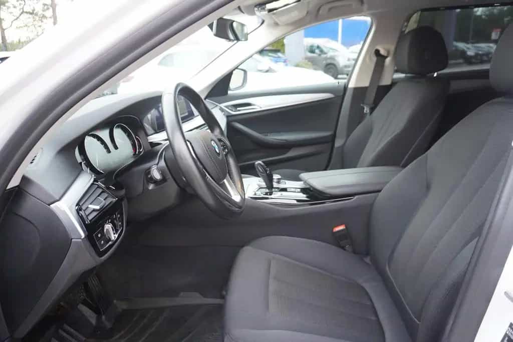 BMW 5 Series 520d Touring Aut. LED Navi Tempomat Sitzheizung 09/2019-photo-29