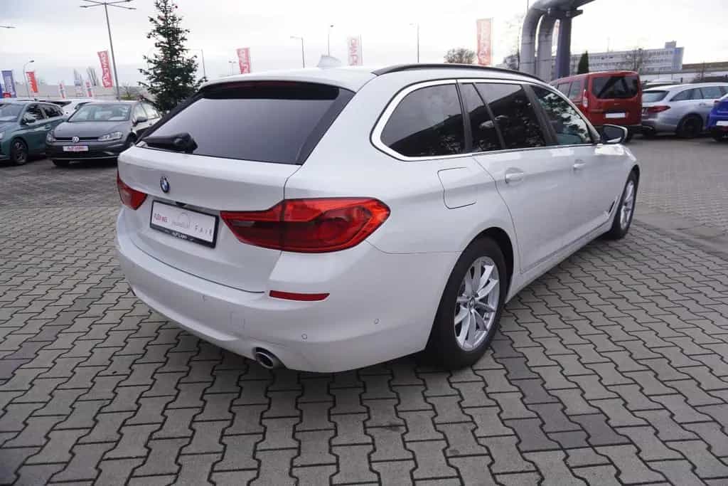 BMW 5 Series 520d Touring Aut. LED Navi Tempomat Sitzheizung 09/2019-photo-5