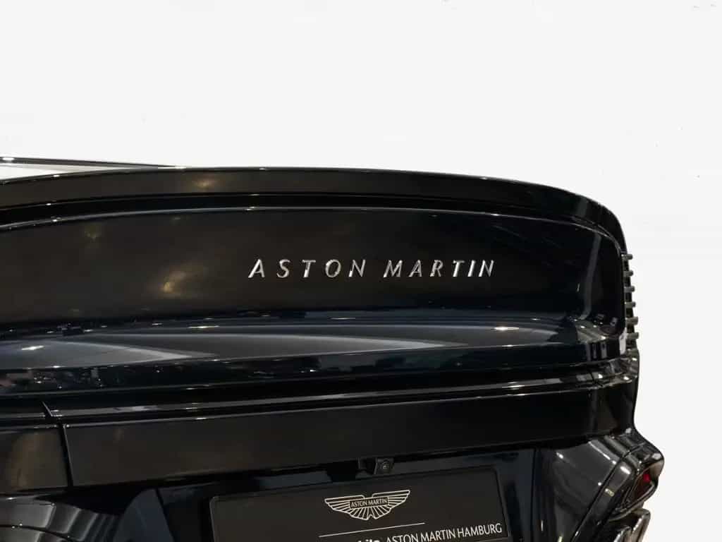 Aston Martin Vanquish Volante Aston Martin Hamburg null-photo-23