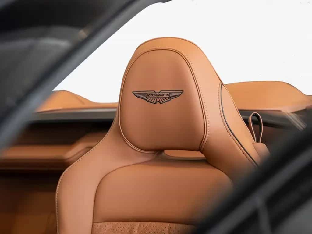 Aston Martin Vanquish Volante Aston Martin Hamburg null-photo-4