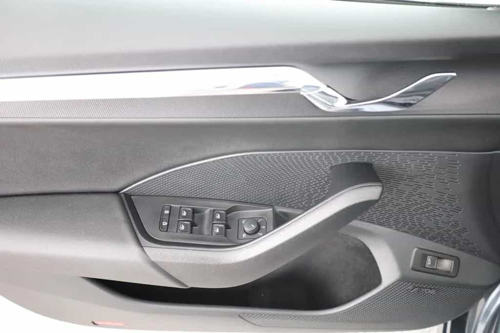 Skoda Octavia Combi 1.5 TSI Style LED Navi Alcantara 06/2020-photo-19