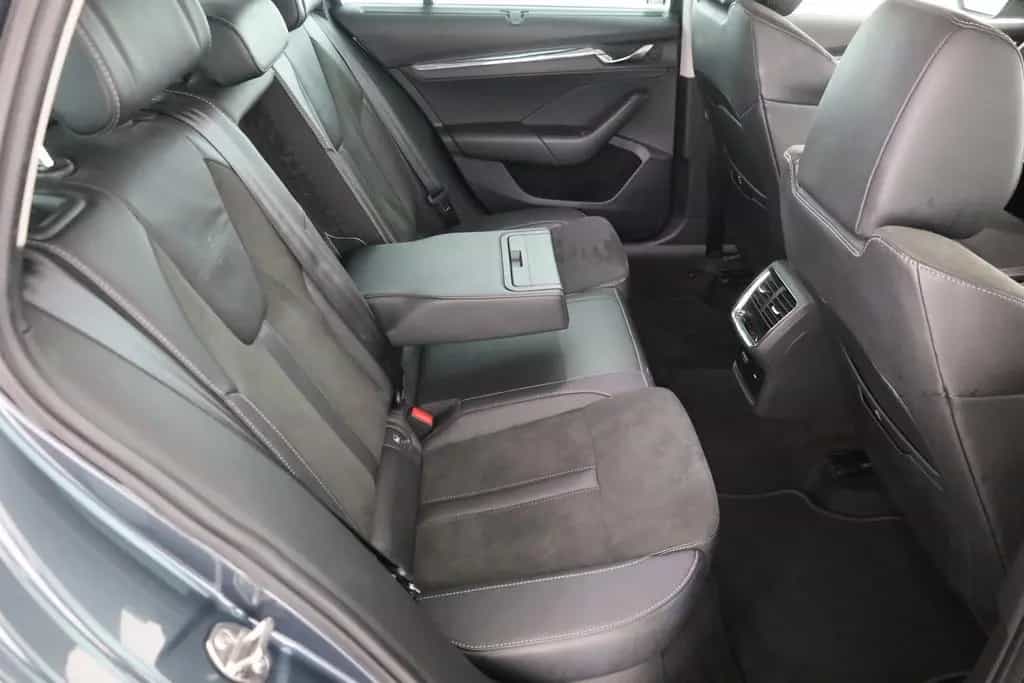 Skoda Octavia Combi 1.5 TSI Style LED Navi Alcantara 06/2020-photo-22