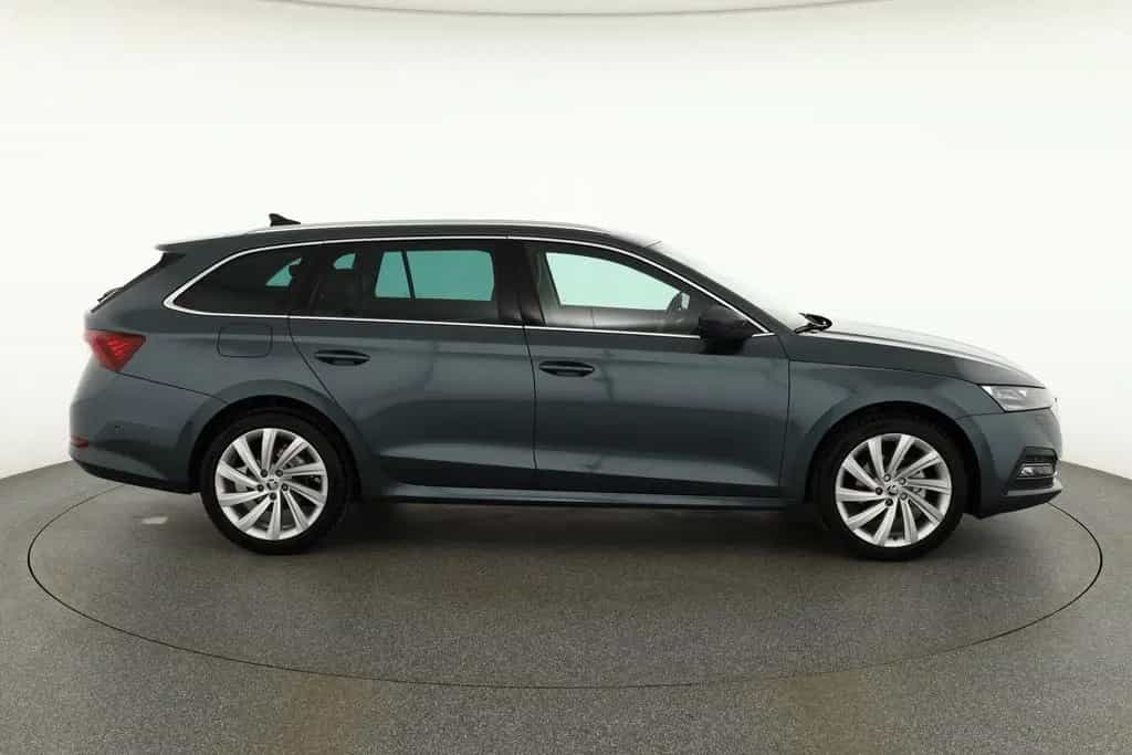 Skoda Octavia Combi 1.5 TSI Style LED Navi Alcantara 06/2020-photo-5
