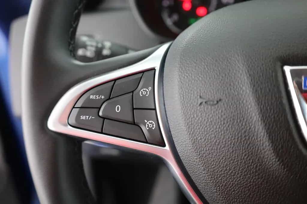 Dacia Duster 1.3 TCe 150 Prestige LED Navi 360° DAB 08/2022-photo-14