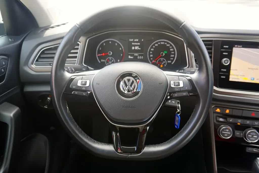 Volkswagen T-Roc 1.5 TSI DSG Style LED Navi ACC Sitzheizung 05/2018-photo-11