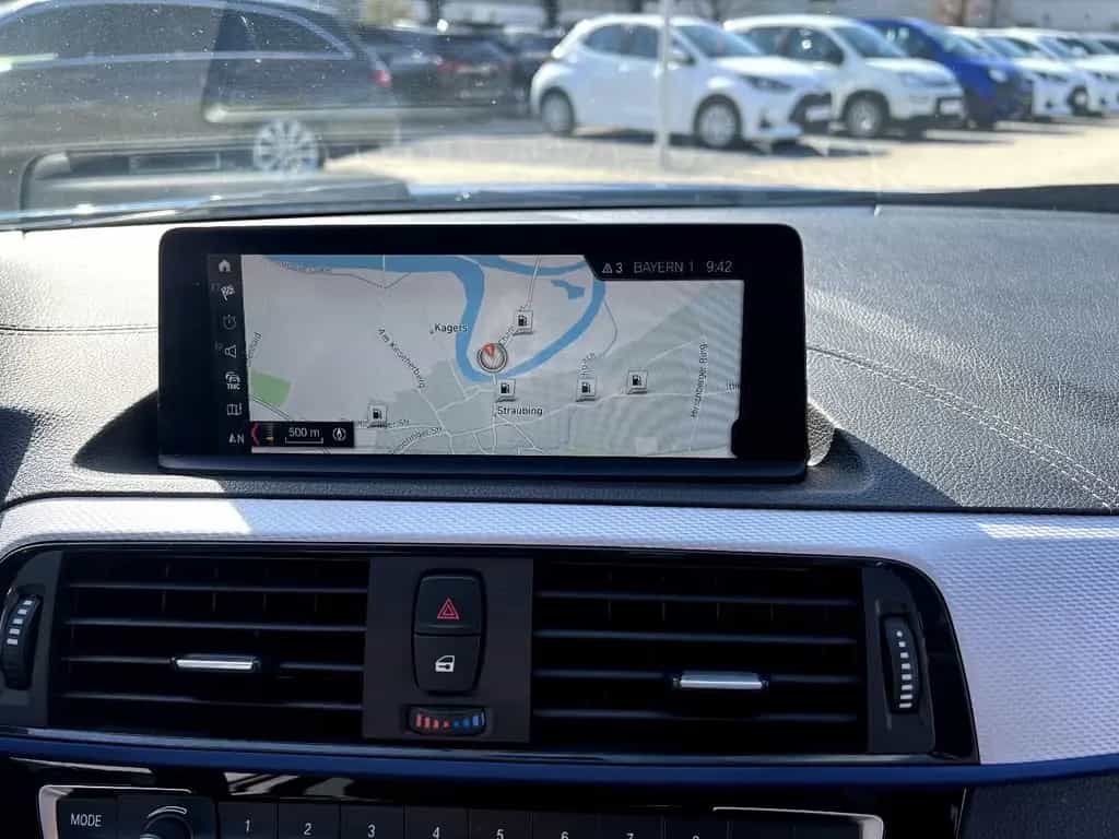 BMW 125 d Edition M-Sport Shadow *LED Navi Leder AHK 01/2019-photo-19
