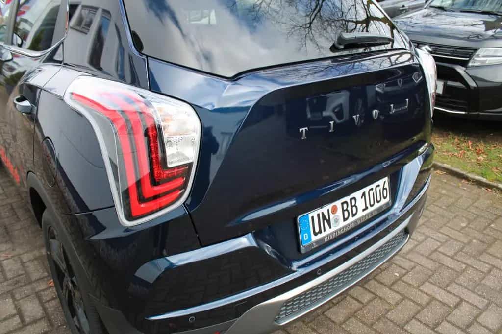 KGM Tivoli Black 1,6/AT 2WD 08/2025-photo-9