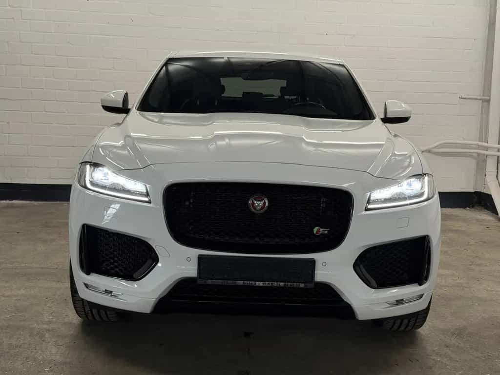 Jaguar F-Pace 30d AWD Pure / CarPlay / LED 05/2019-photo-1
