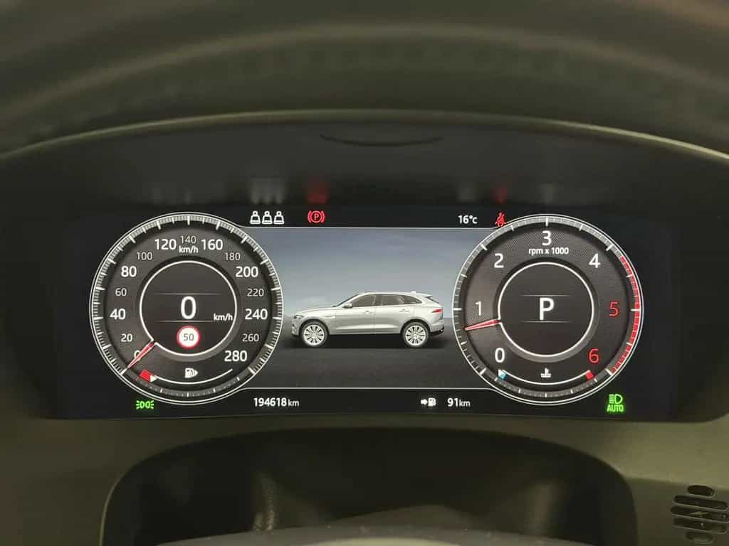 Jaguar F-Pace 30d AWD Pure / CarPlay / LED 05/2019-photo-18
