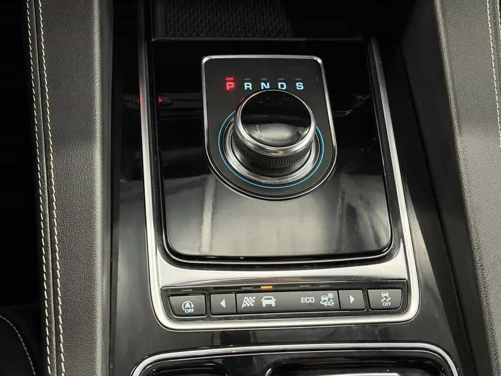 Jaguar F-Pace 30d AWD Pure / CarPlay / LED 05/2019-photo-22