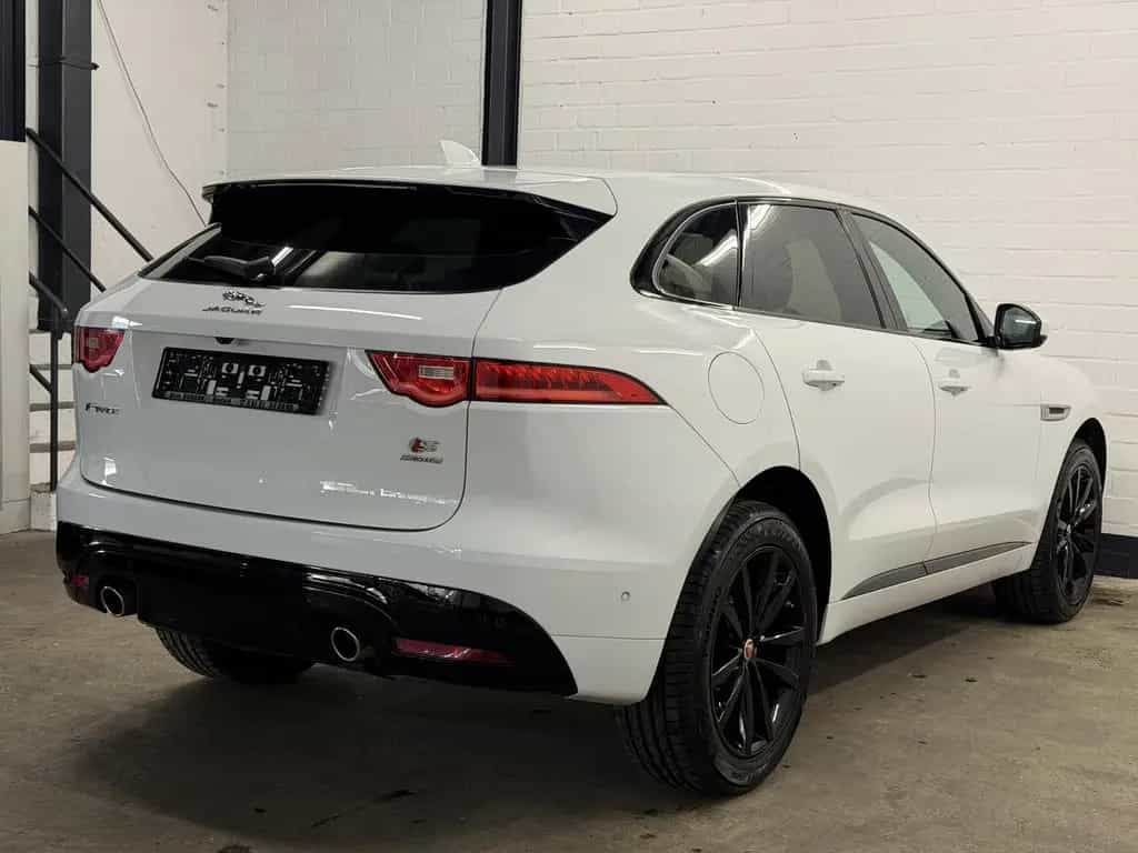 Jaguar F-Pace 30d AWD Pure / CarPlay / LED 05/2019-photo-5