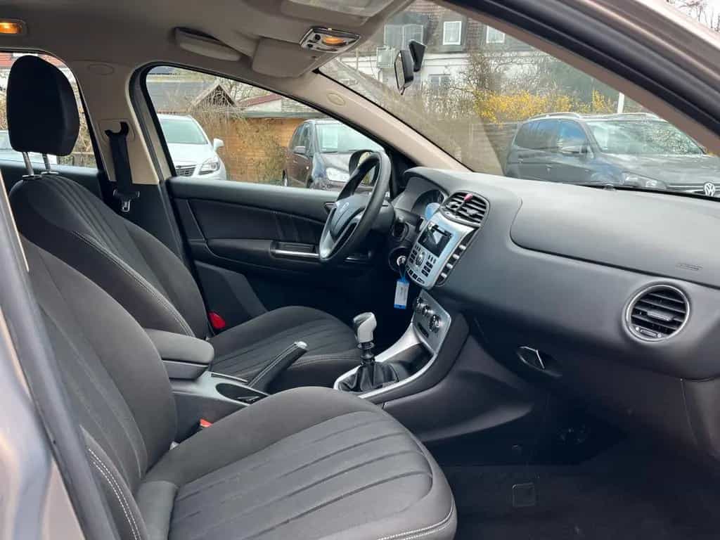 Lancia Delta Oro Klimaanlage / TÜV NEU 01/2011-photo-13
