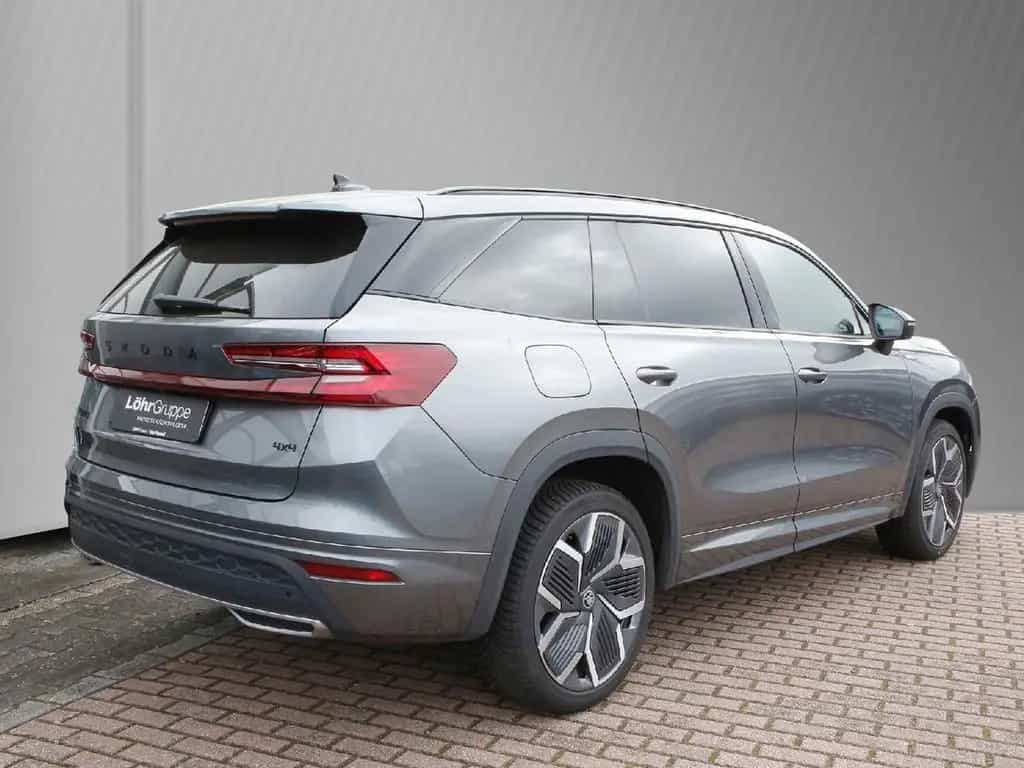 Skoda Kodiaq 2.0 TSI DSG 4x4 Sportline '20 ACC Pano 7S 06/2025-photo-4