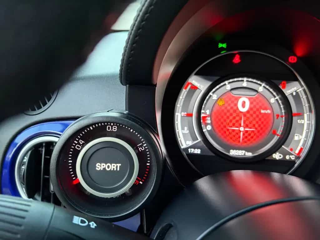 Abarth 595 Turismo 1.4 T-Jet 16V 595 Turismo Turismo 10/2019-photo-12