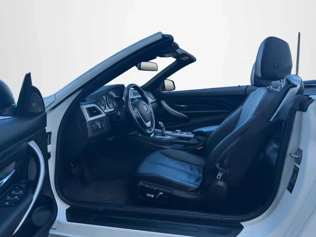 BMW 4 Series 08/2018-photo-16