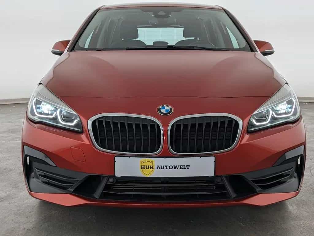 BMW 220 Active Tourer 2er Active Tourer - 220i Advantage AHK+LED+NAVI+ 09/2020-photo-1