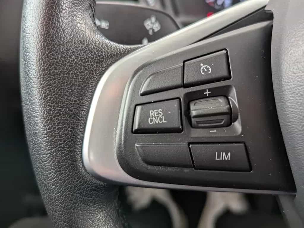 BMW 220 Active Tourer 2er Active Tourer - 220i Advantage AHK+LED+NAVI+ 09/2020-photo-26