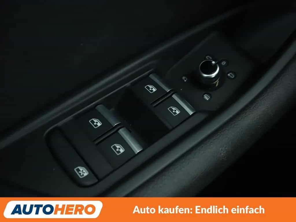 Audi A4 2.0 TFSI Sport ultra*NAVI*XENON*TEMPO*PDC*SHZ 02/2018-photo-23