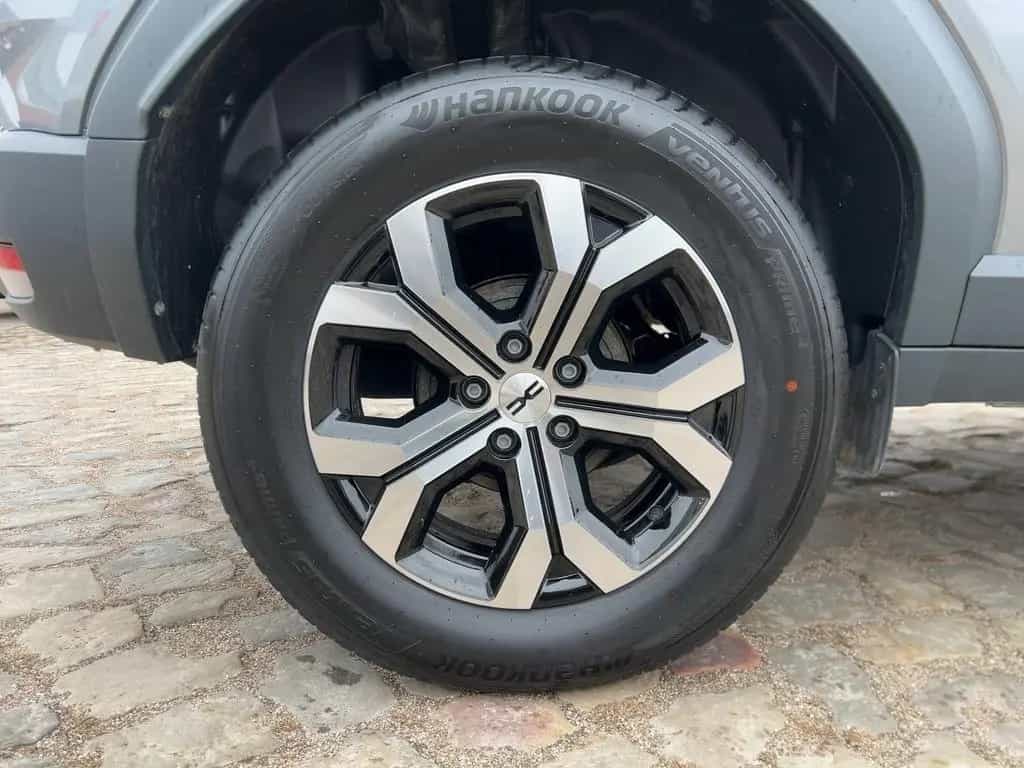 Dacia Duster TCe 130 Expression 03/2025-photo-18