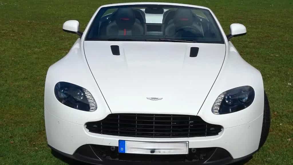 Aston Martin V8 Vantage in Neuwagenzustand 09/2015-photo-8
