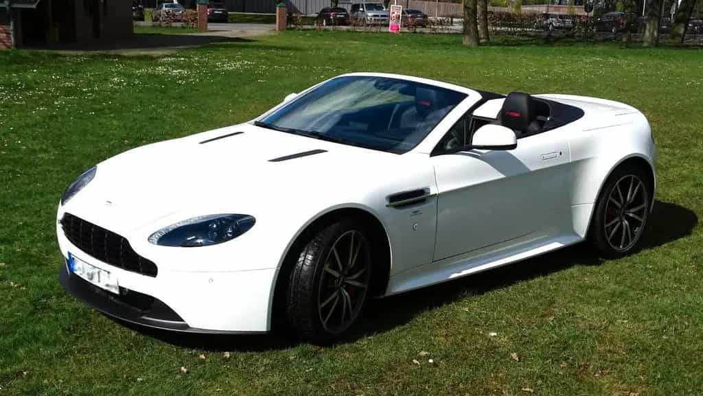 Aston Martin V8 Vantage in Neuwagenzustand 09/2015-photo-9