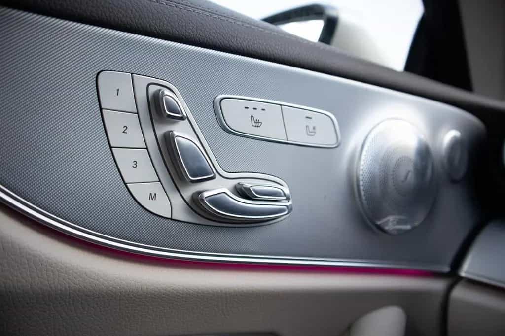 Mercedes-Benz E-Class 200 COUPE, PANO, BURMESTER, 360° CAMERA, KEYLE 05/2017-photo-11