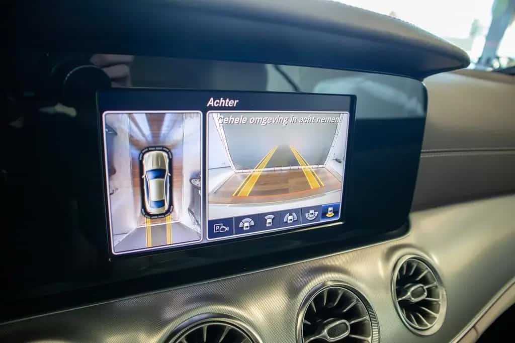 Mercedes-Benz E-Class 200 COUPE, PANO, BURMESTER, 360° CAMERA, KEYLE 05/2017-photo-13