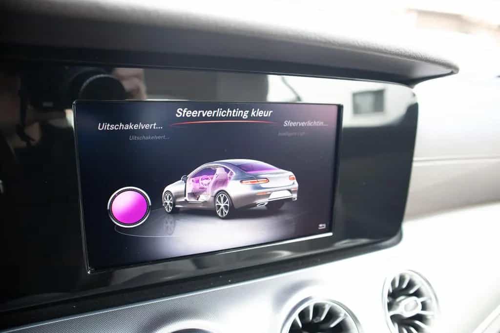 Mercedes-Benz E-Class 200 COUPE, PANO, BURMESTER, 360° CAMERA, KEYLE 05/2017-photo-21