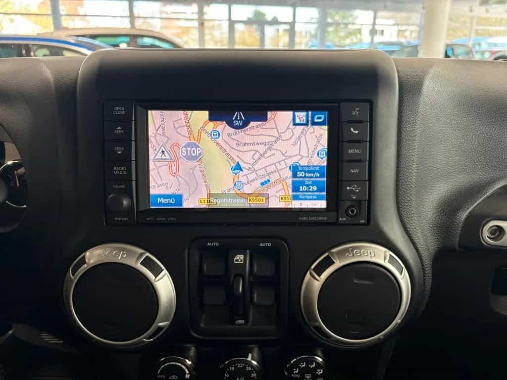 Jeep Wrangler 3.6 V6 Unlimited Rubicon Aut. LED 02/2018-photo-17