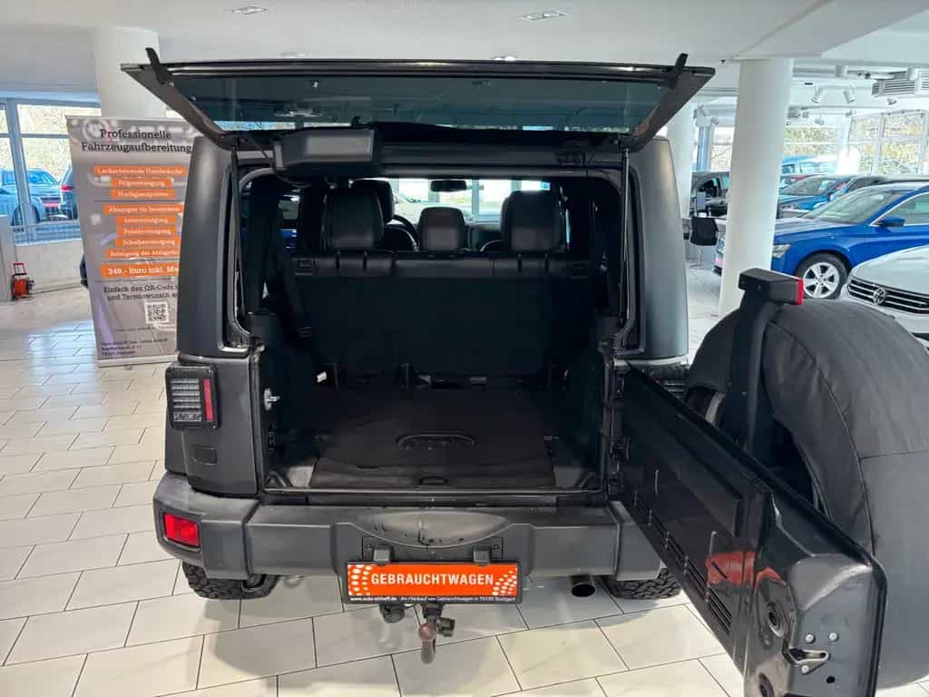 Jeep Wrangler 3.6 V6 Unlimited Rubicon Aut. LED 02/2018-photo-8