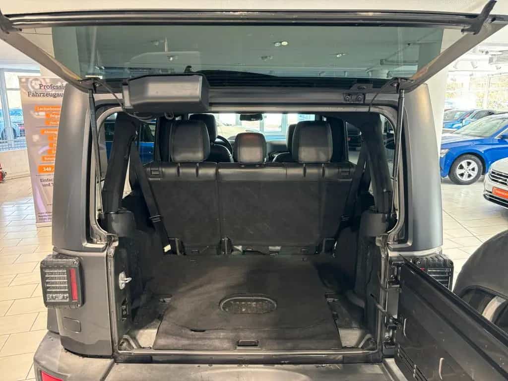 Jeep Wrangler 3.6 V6 Unlimited Rubicon Aut. LED 02/2018-photo-9