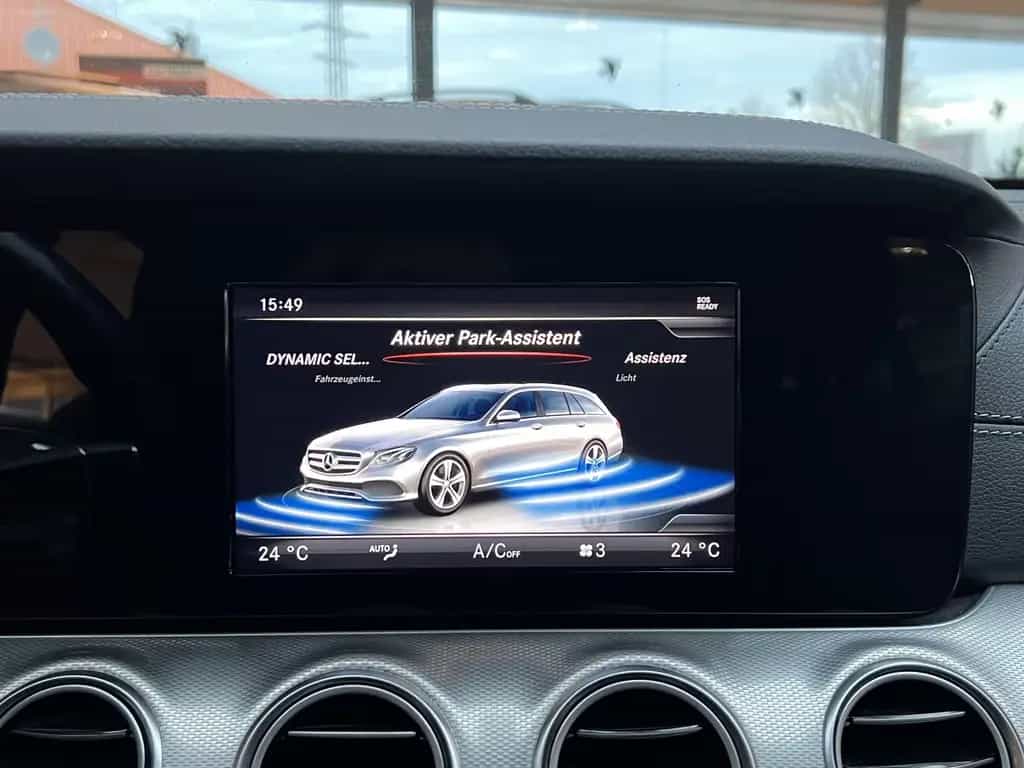 Mercedes-Benz E-Class E220d AMG-Line Navi Kamera Burmester LED 01/2018-photo-11
