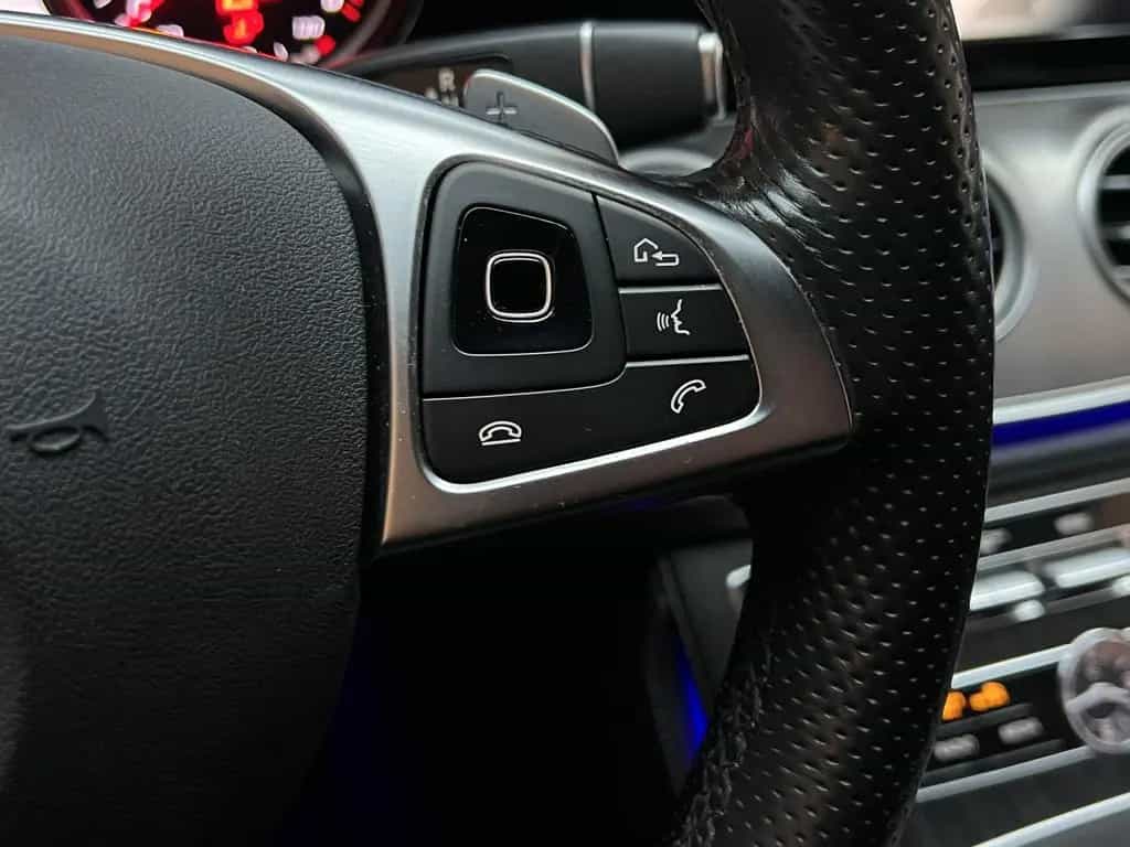 Mercedes-Benz E-Class E220d AMG-Line Navi Kamera Burmester LED 01/2018-photo-23