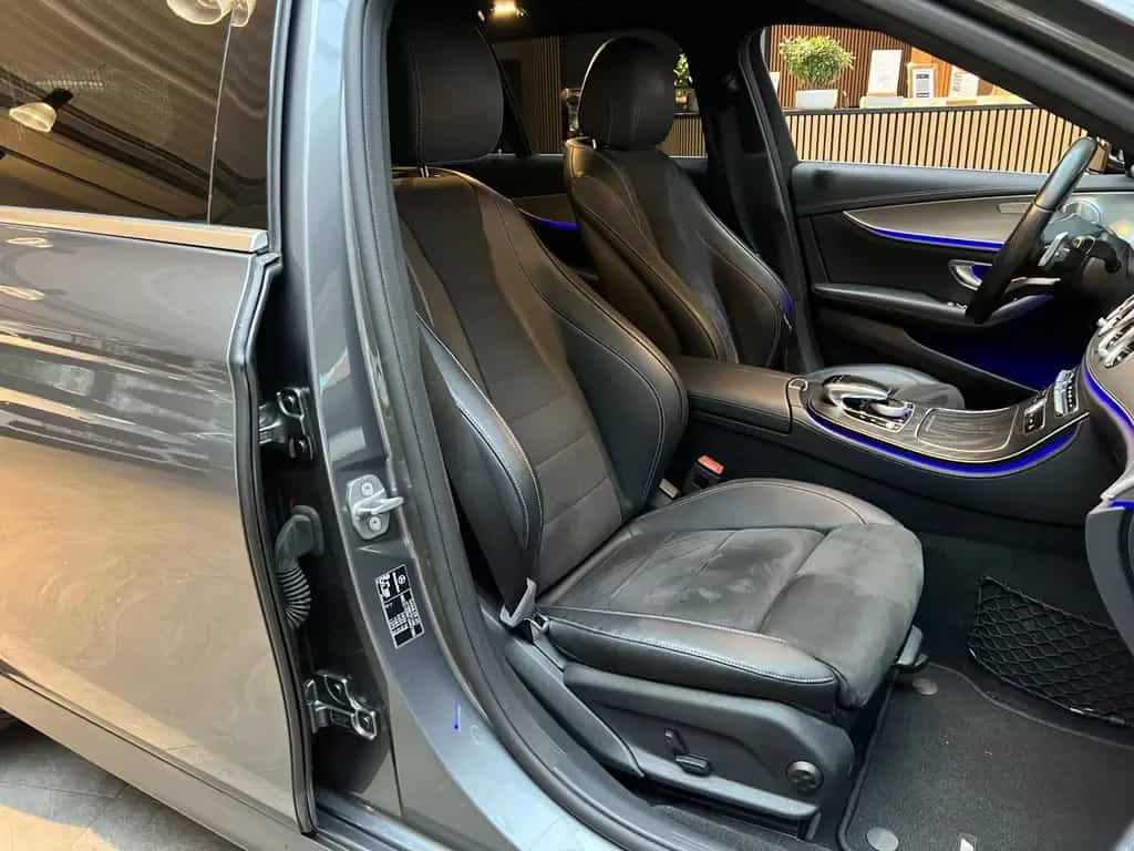 Mercedes-Benz E-Class E220d AMG-Line Navi Kamera Burmester LED 01/2018-photo-33