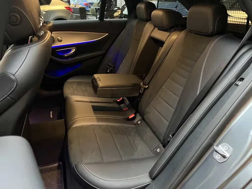 Mercedes-Benz E-Class E220d AMG-Line Navi Kamera Burmester LED 01/2018-photo-34