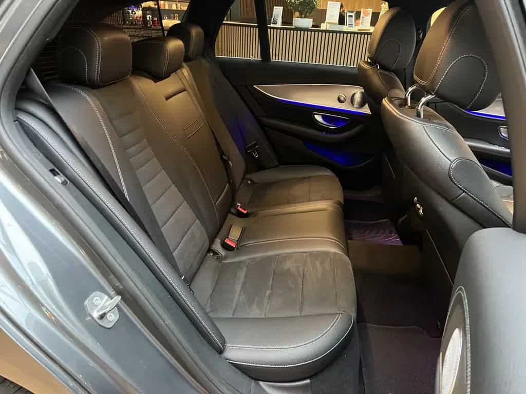 Mercedes-Benz E-Class E220d AMG-Line Navi Kamera Burmester LED 01/2018-photo-35