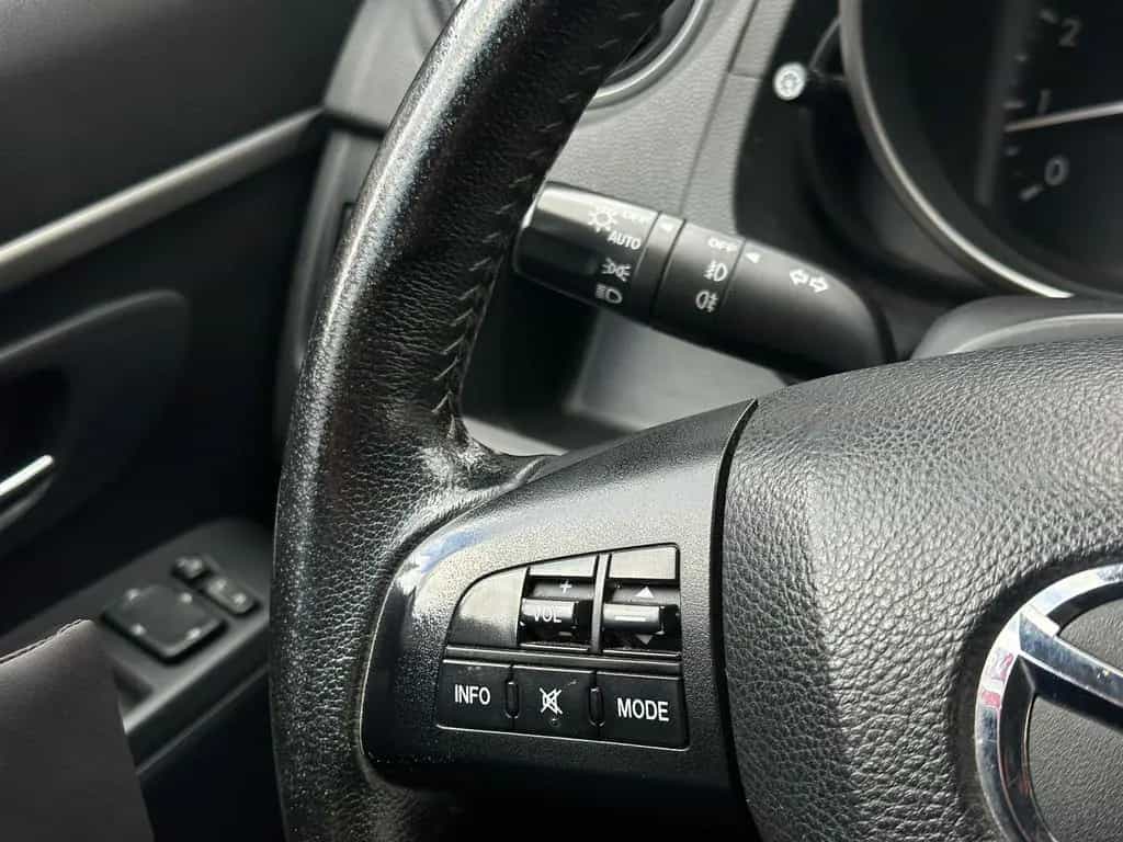 Mazda 5 Sendo *7-SITZER*KAMERA*TEMP*NAVI*SHZ*TÜV*KLIMA 11/2014-photo-21