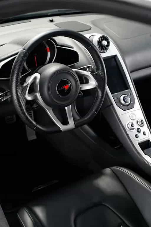 McLaren MP4-12C 3.8 V8  Traumfahrzeug 12/2011-photo-10