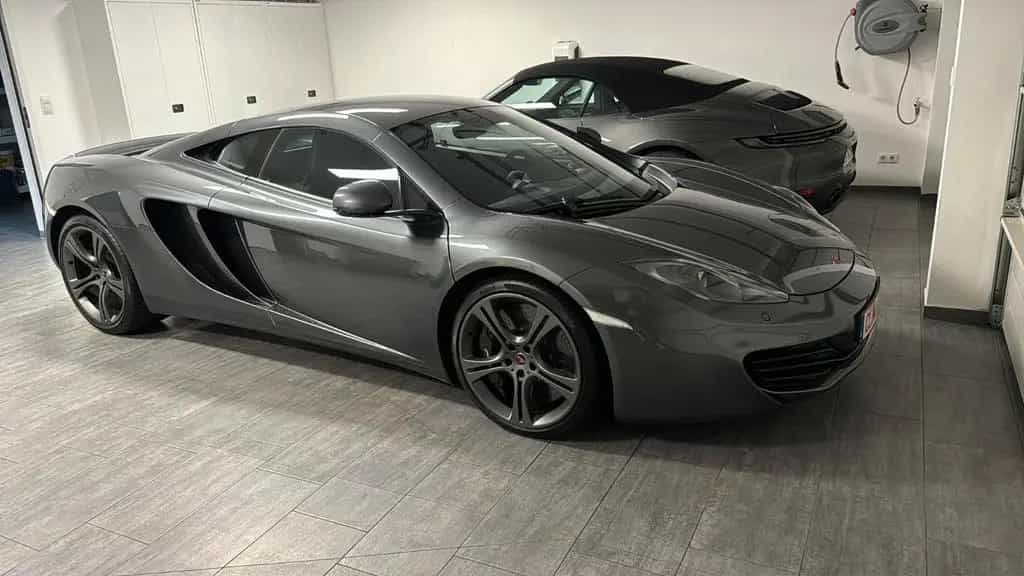 McLaren MP4-12C 3.8 V8  Traumfahrzeug 12/2011-photo-13