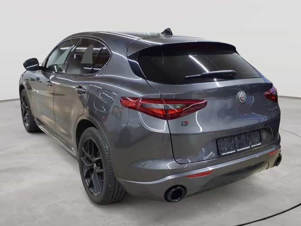 Alfa Romeo Stelvio 2.2 D 16V AT8 Q4 Veloce PANO 03/2022-photo-1