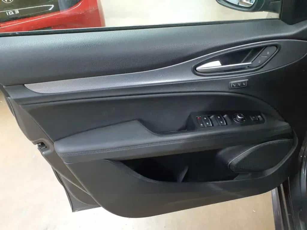 Alfa Romeo Stelvio 2.2 D 16V AT8 Q4 Veloce PANO 03/2022-photo-3