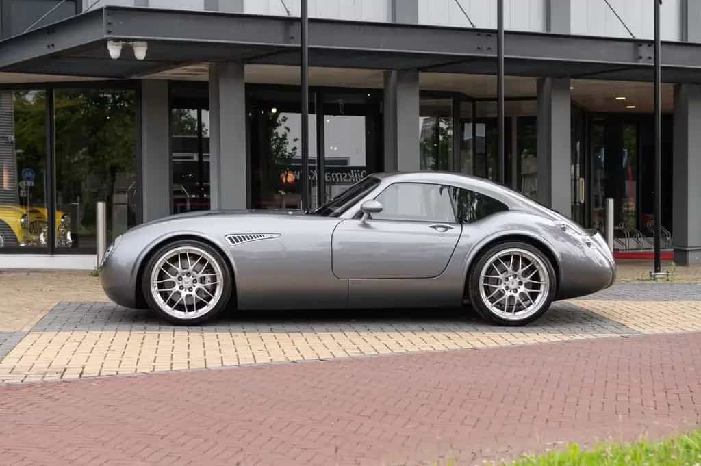 Wiesmann MF 4 GT N62 4.8 liter V8 in manual 01/2005-photo-1